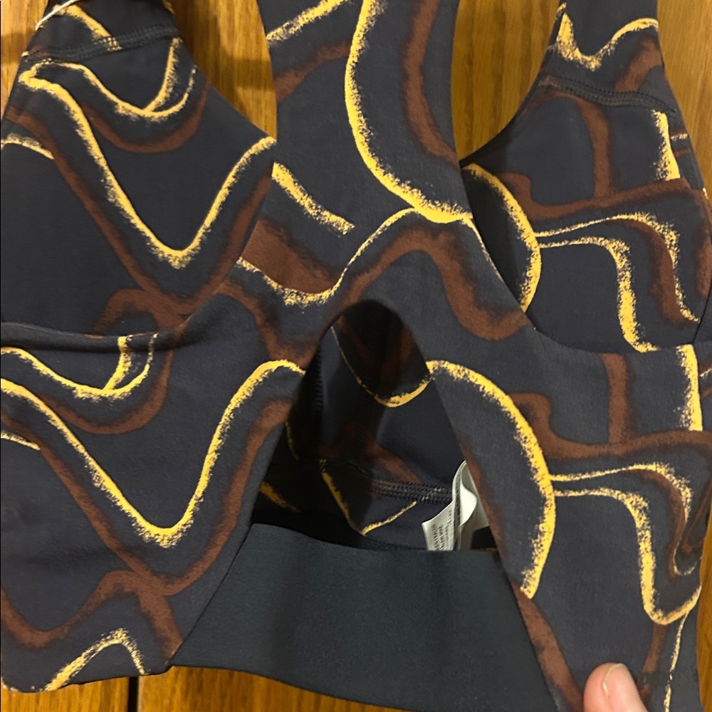 Patagonia Navy and Brown Wave Crop Top - Picture 3 of 5
